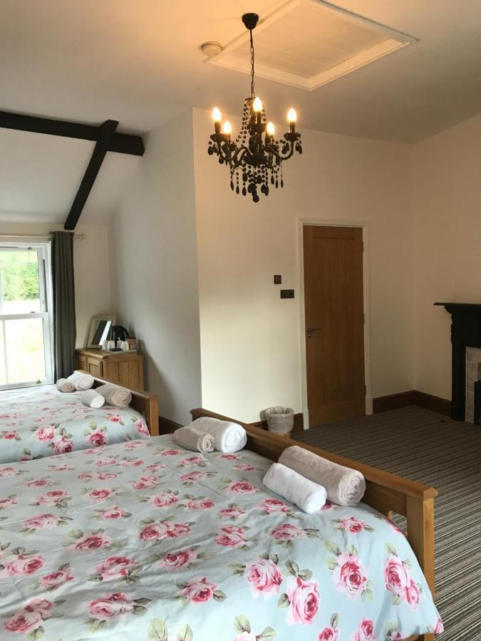 Rheolau Arms Bed & Breakfast Swansea